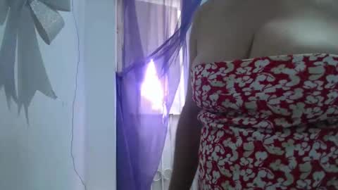 Snapshot of horny_mommy17 chatting on 10-13-25, 03:34 armina online show from 10-13-25, 03:34