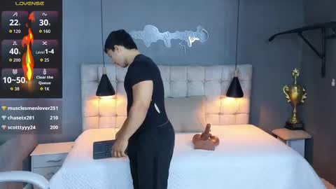 horny_nick18 online show from 10-01-25, 11:27