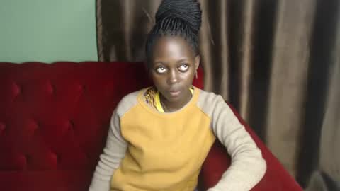 Snapshot of hornybella4 chatting on 03-10-25, 07:50 Bella online show from 03-10-25, 07:50