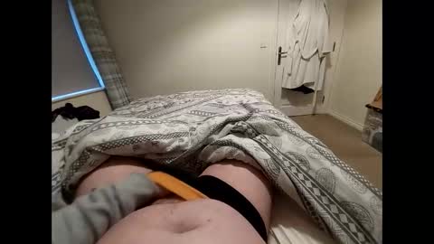 Snapshot of hornybiker1987 chatting on 02-15-25, 04:56 hornybiker1987 online show from 02-15-25, 04:56