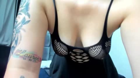 hornycouple_hot online show from 10-06-25, 12:57