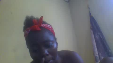 Snapshot of hornygal001 chatting on 12-20-24, 01:22 hornygal001 online show from 12-20-24, 01:22