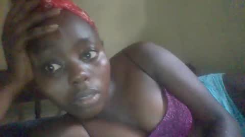 Snapshot of hornygal001 chatting on 12-21-24, 02:26 hornygal001 online show from 12-21-24, 02:26