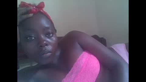 Snapshot of hornygal001 chatting on 12-24-24, 08:11 hornygal001 online show from 12-24-24, 08:11