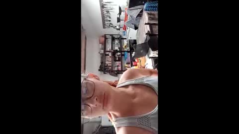 Nix  D online show from 11-05-25, 05:40