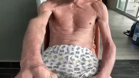 Hornyrippa online show from 11-30-25, 03:10