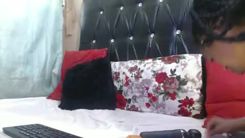 hornysnowie23x online show from 10-07-25, 10:34