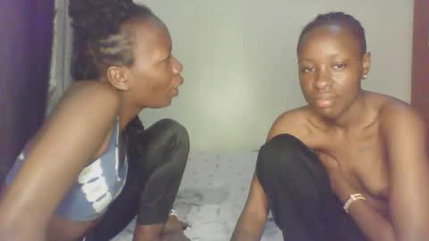 hornysouls01 online show from 09-19-25, 04:58