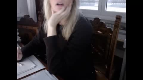 Snapshot of hornyssima chatting on 11-04-25, 10:47 Hornyssima online show from 11-04-25, 10:47