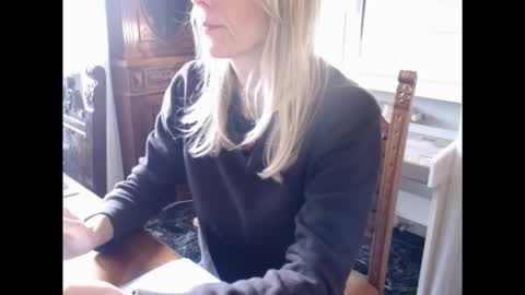 Snapshot of hornyssima chatting on 11-11-25, 09:09 Hornyssima online show from 11-11-25, 09:09