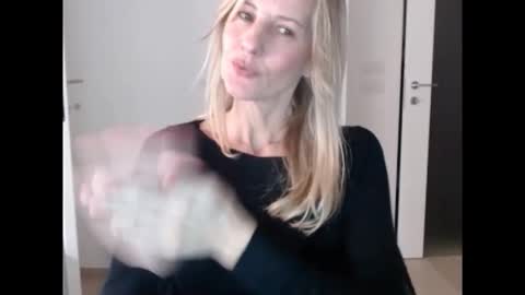 Snapshot of hornyssima chatting on 11-30-25, 03:38 Hornyssima online show from 11-30-25, 03:38