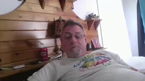 Snapshot of hornyt1me chatting on 10-19-25, 05:13 read my profile online show from 10-19-25, 05:13