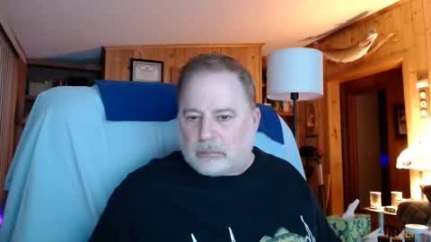 Snapshot of horsebigballs chatting on 02-03-25, 07:18 horsebigballs online show from 02-03-25, 07:18