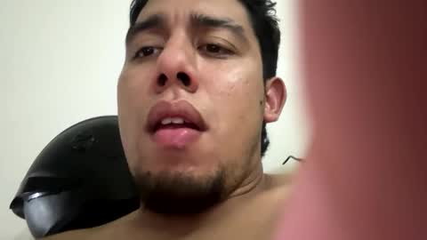 Snapshot of hot2512 chatting on 02-27-25, 01:16 hot2512 online show from 02-27-25, 01:16