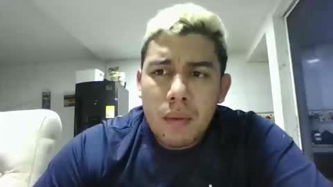 Snapshot of hot2512 chatting on 01-14-26, 06:08 hot2512 online show from 01-14-26, 06:08