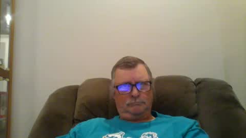 Snapshot of hot4tightholes chatting on 12-17-24, 07:59 hot4tightholes online show from 12-17-24, 07:59