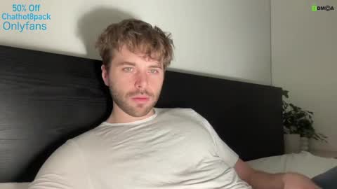 Snapshot of hot8pack01 chatting on 12-31-24, 08:23 Edward aka Wolf online show from 12-31-24, 08:23