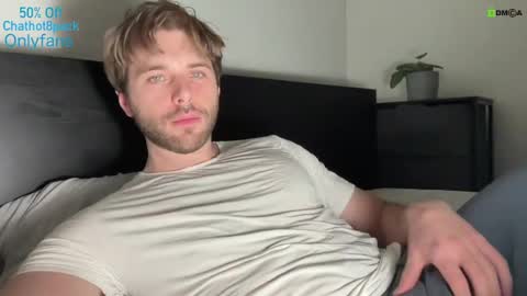 Snapshot of hot8pack01 chatting on 01-30-25, 10:41 Edward aka Wolf online show from 01-30-25, 10:41