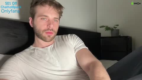 Snapshot of hot8pack01 chatting on 02-14-25, 05:51 Edward aka Wolf online show from 02-14-25, 05:51