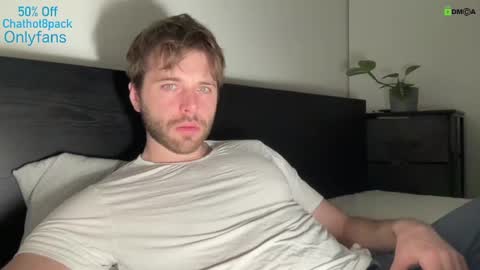 Snapshot of hot8pack01 chatting on 03-10-25, 05:33 Edward aka Wolf online show from 03-10-25, 05:33