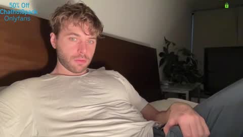 Edward aka Wolf online show from 01-13-26, 09:42