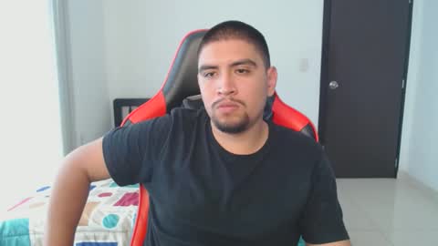 Snapshot of hot__husbands chatting on 02-24-25, 06:58 hot__husbands online show from 02-24-25, 06:58