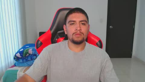 Snapshot of hot__husbands chatting on 03-04-25, 06:18 hot__husbands online show from 03-04-25, 06:18