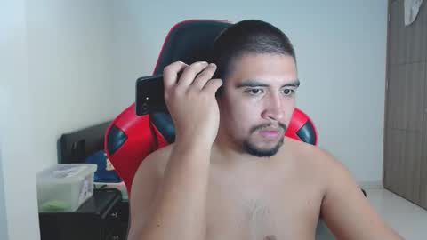 Snapshot of hot__husbands chatting on 09-21-25, 08:10 hot__husbands online show from 09-21-25, 08:10