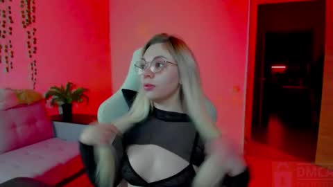   online show from 12-01-25, 06:57