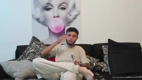 Snapshot of hot_bad_boy69 chatting on 10-15-25, 08:31 hot bad boy69 online show from 10-15-25, 08:31