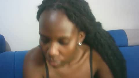 Millie online show from 09-25-25, 06:44