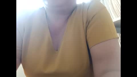 Snapshot of hot_boobs21 chatting on 01-28-25, 04:39 hot_boobs21 online show from 01-28-25, 04:39