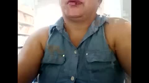 Snapshot of hot_boobs21 chatting on 02-08-25, 02:36 hot_boobs21 online show from 02-08-25, 02:36
