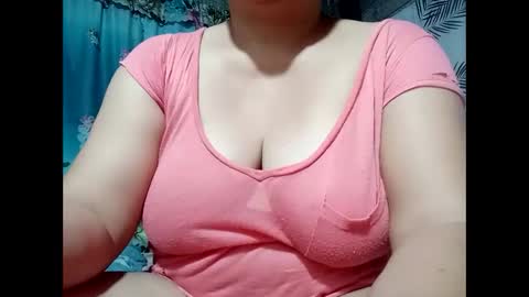 Snapshot of hot_boobs21 chatting on 09-19-25, 10:10 hot_boobs21 online show from 09-19-25, 10:10