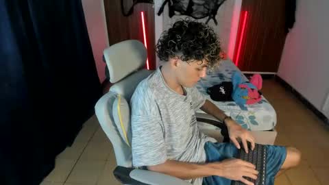 hot bunny online show from 11-04-25, 01:05