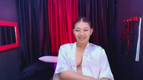 Snapshot of hot_chocolate_4u chatting on 12-03-24, 06:38 hot chocolate 4u online show from 12-03-24, 06:38
