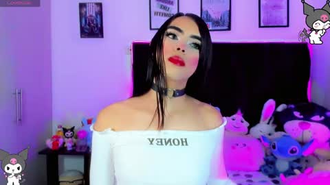 Snapshot of hot_eyes16 chatting on 04-07-26, 01:28 Valens online show from 04-07-26, 01:28