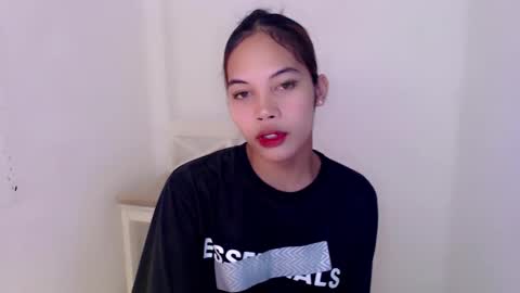 Snapshot of hot_falling_devilxx chatting on 12-18-24, 10:30 online show from 12-18-24, 10:30
