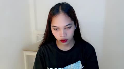 Snapshot of hot_falling_devilxx chatting on 12-18-24, 04:06 online show from 12-18-24, 04:06