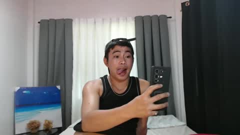 hot_khevin online show from 10-12-25, 01:26