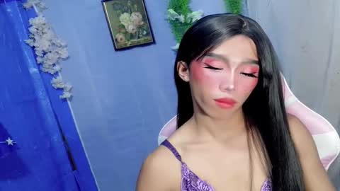 Snapshot of hot_khianna chatting on 02-06-26, 04:43 Khianna online show from 02-06-26, 04:43