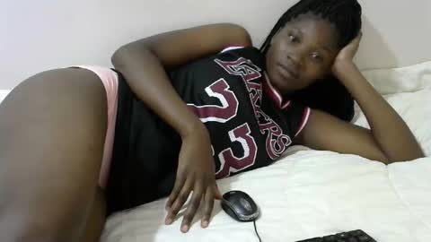 LONNAH online show from 02-06-25, 06:56