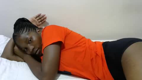LONNAH online show from 03-08-25, 05:07