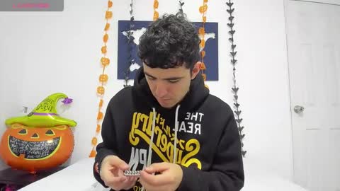 Maiky online show from 10-06-25, 11:51