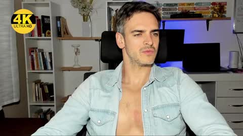 Martin online show from 12-26-24, 07:16