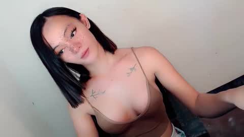 Snapshot of hot_n_spicy69 chatting on 10-14-25, 05:30 SWEET AGATHA online show from 10-14-25, 05:30