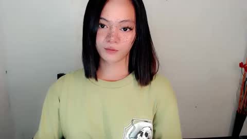 Snapshot of hot_n_spicy69 chatting on 11-07-25, 02:28 SWEET AGATHA online show from 11-07-25, 02:28