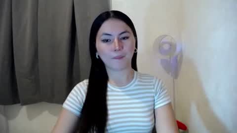 Nikki  online show from 11-05-25, 10:26