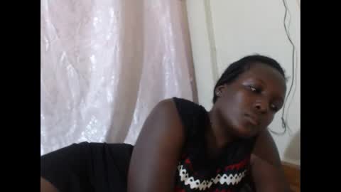 Snapshot of hot_raylah chatting on 03-05-26, 05:31 RAYLAH online show from 03-05-26, 05:31