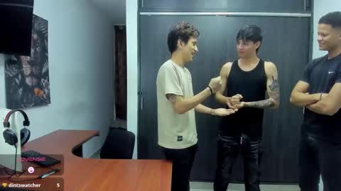 Snapshot of hot_sexmature chatting on 01-18-26, 11:14 Vanesa Oliver and Andrew online show from 01-18-26, 11:14